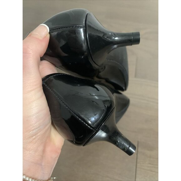 Prada authentic Black Patent Leather Pointed Toe Low Stiletto Heels 7 Italy - Picture 9 of 9